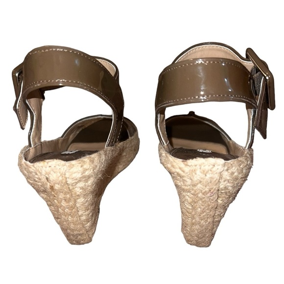 EUC Diane von Furstenberg Espadrille Wedge Sandals Taupe Patent Leather Size 5 - Picture 8 of 9